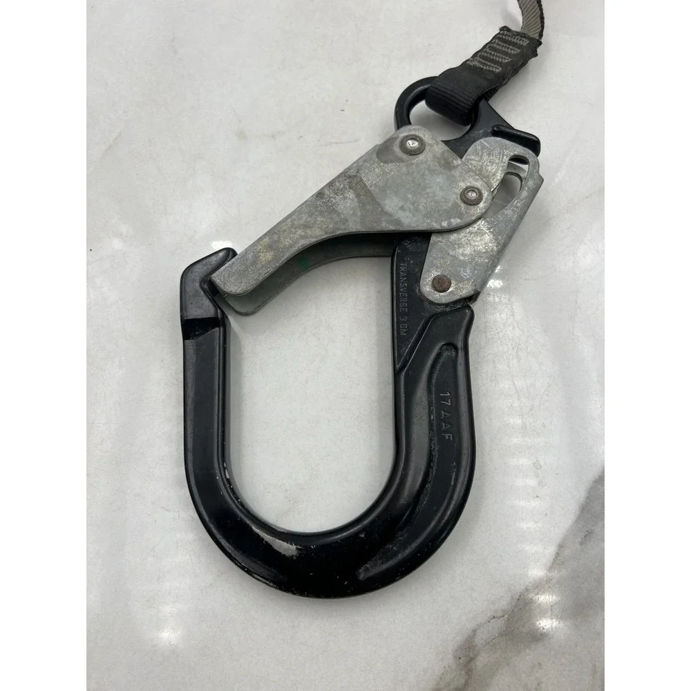 Checkmate Atom Xtreme 6ft Self Retracting Lifeline Fall Arrest Rebar Hook Harnes